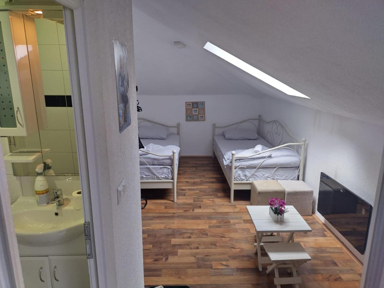 Hostel Center ซาราเยโว ห้อง รูปภาพ